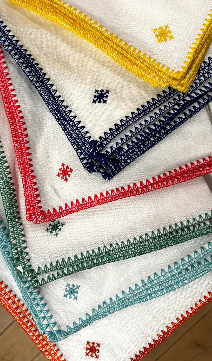 SARAH - white linen tablecloth
