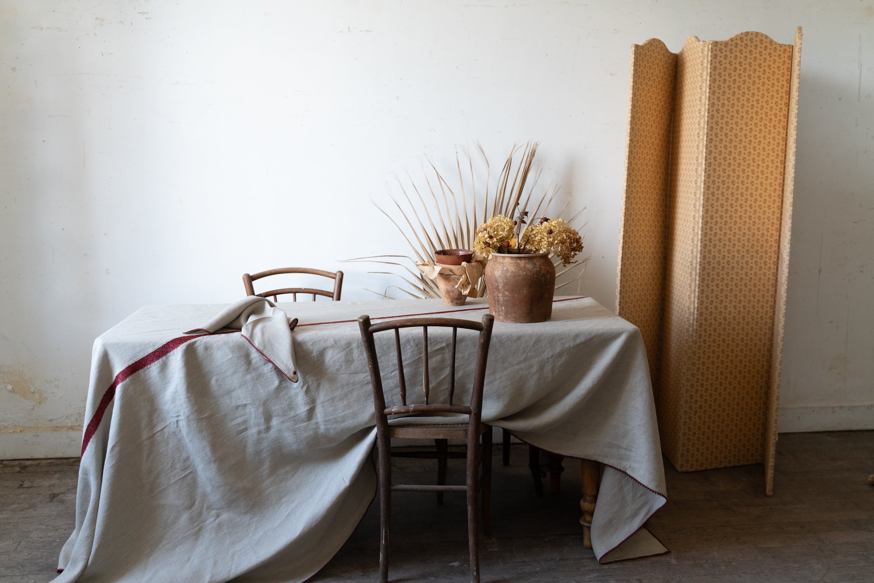 MINA - Natural linen tablecloth