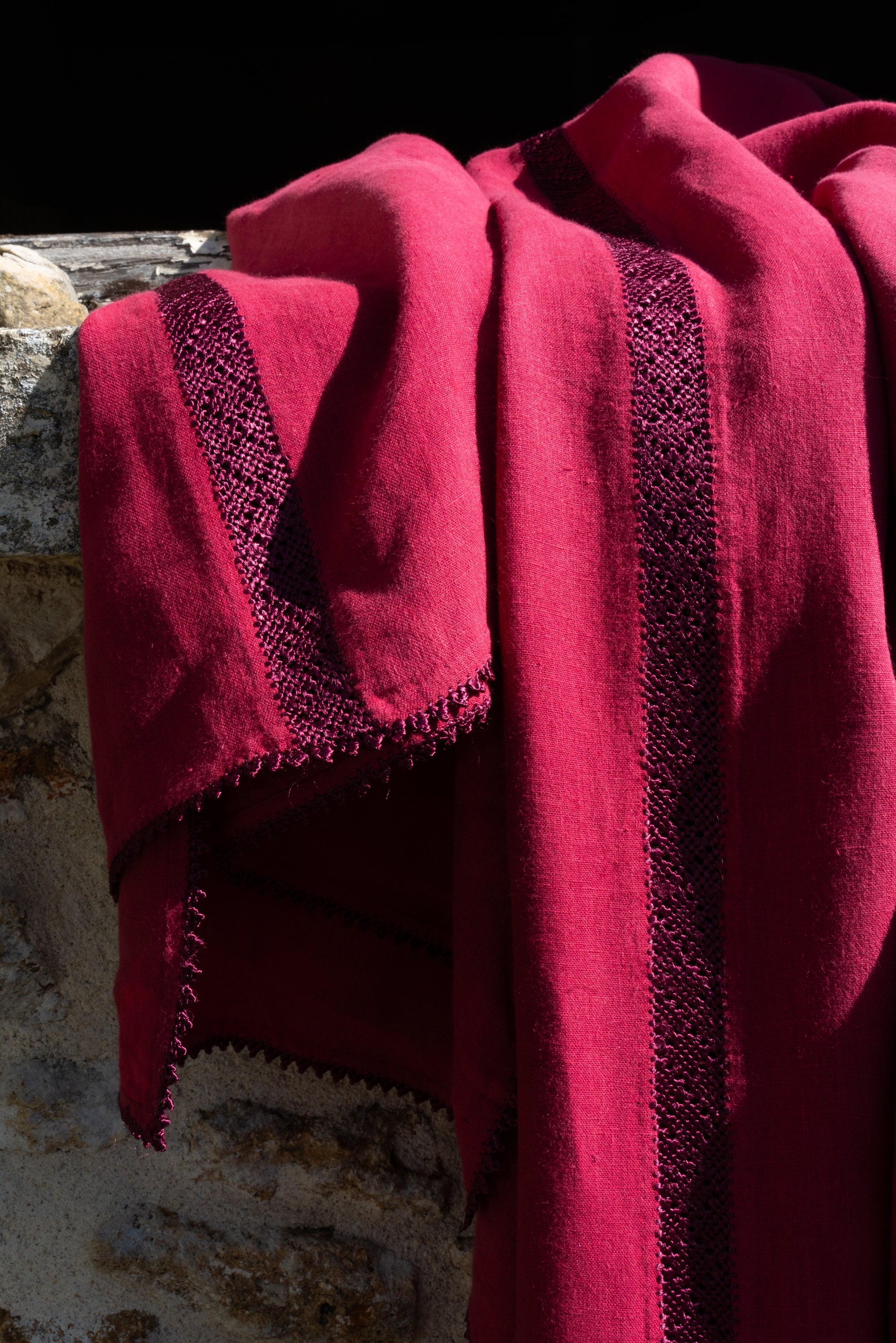 MINA - Natural linen tablecloth