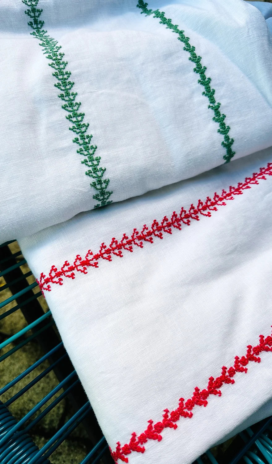SARAH - white linen tablecloth