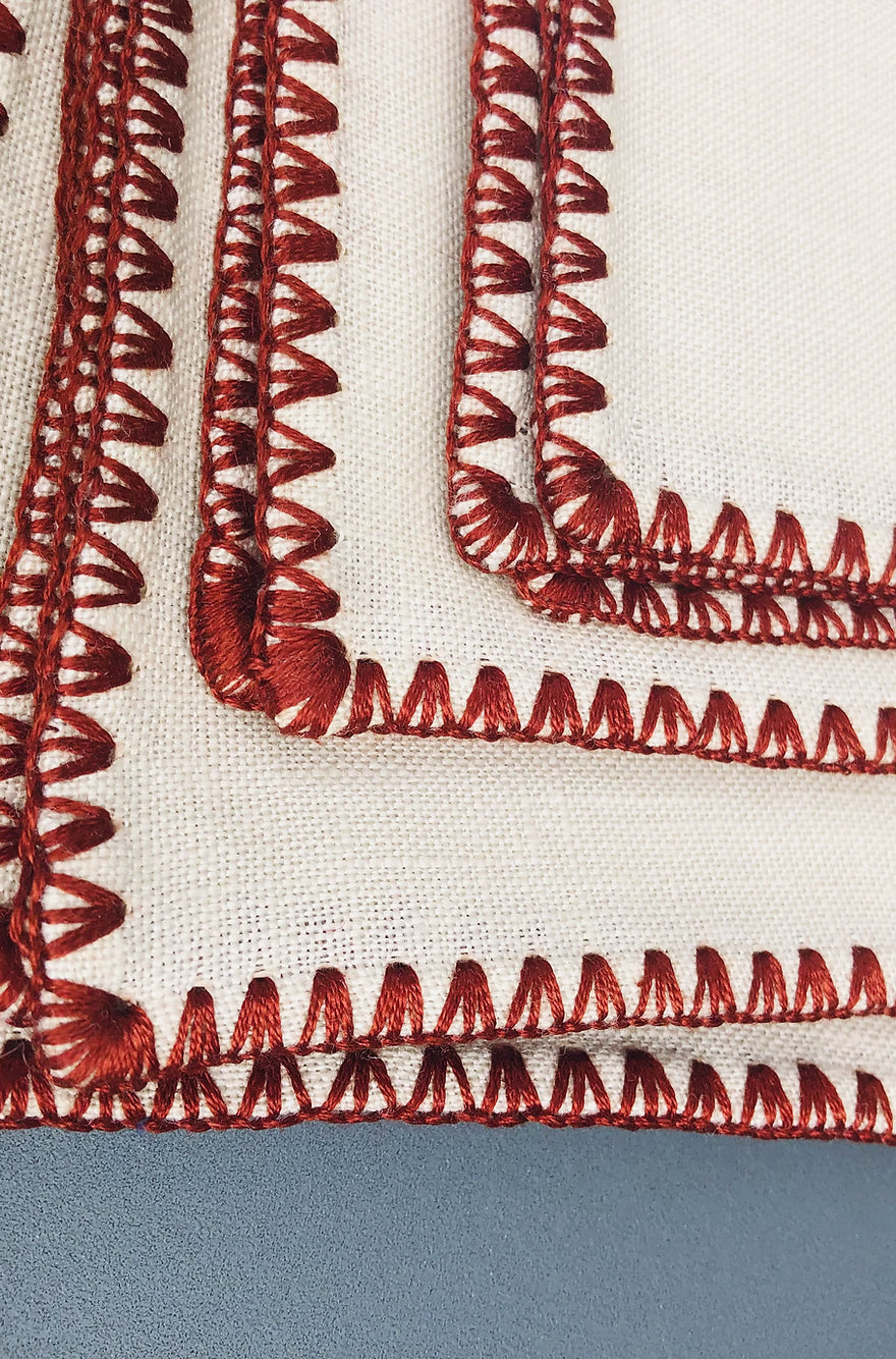 KHOUMASSIA - Linen tablecloth and napkins with string